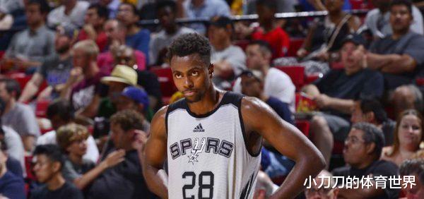 马刺队 19号秀被裁12号秀被高估，马刺选秀大不如前，不如打包交易西蒙斯