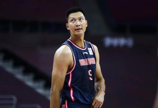 一个人的夜晚 CBA老熟人,以得分见长的后卫,朱芳雨口中的第三外援究竟是谁?