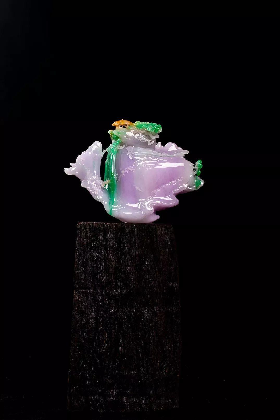 |翡翠摆件“底座”到底有多重要?