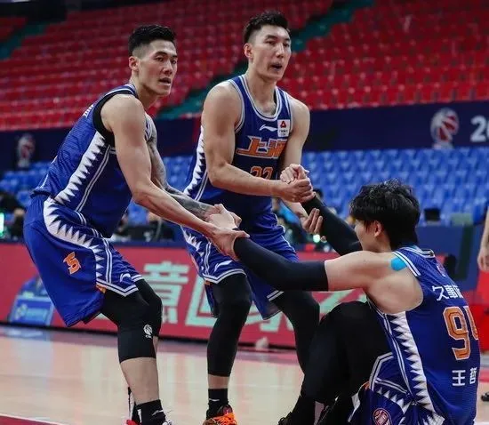 湖人队|重磅！再见了，湖人！王哲林又换一支NBA球队