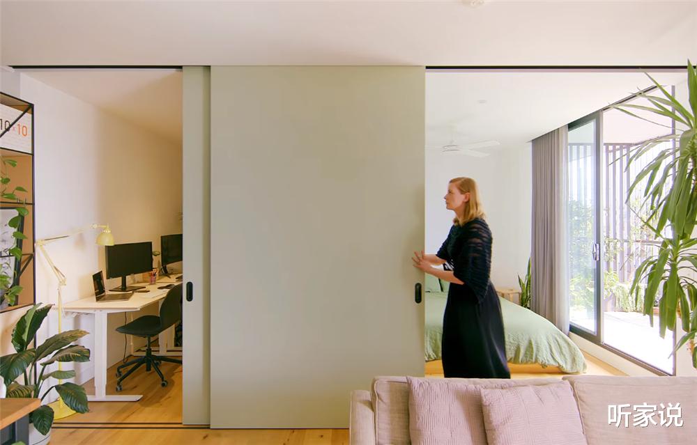 听家说|独居姑娘的1室2厅小家，55㎡面积做成开放式，卧室推拉门太实用了