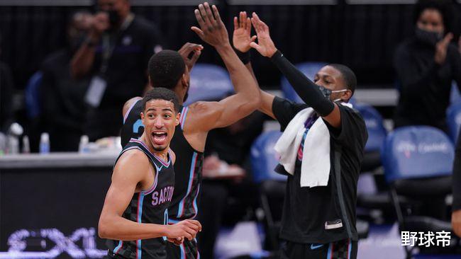 國王隊(duì)|有前4的實(shí)力，卻選擇自降順位！新賽季首秀他演砸了，僅得2分!