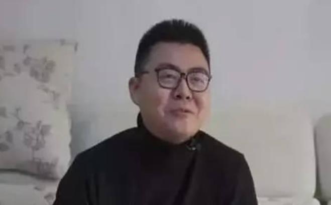 杜新枝|重女轻男？杜新枝对傻女儿好到没话说，邻居透露对姚威态度反差大