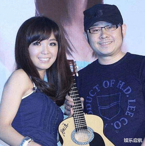 刀郎|刀郎酒吧开业赵丽颖去捧场，却被那英说是小妖精，还公开怼刀郎！