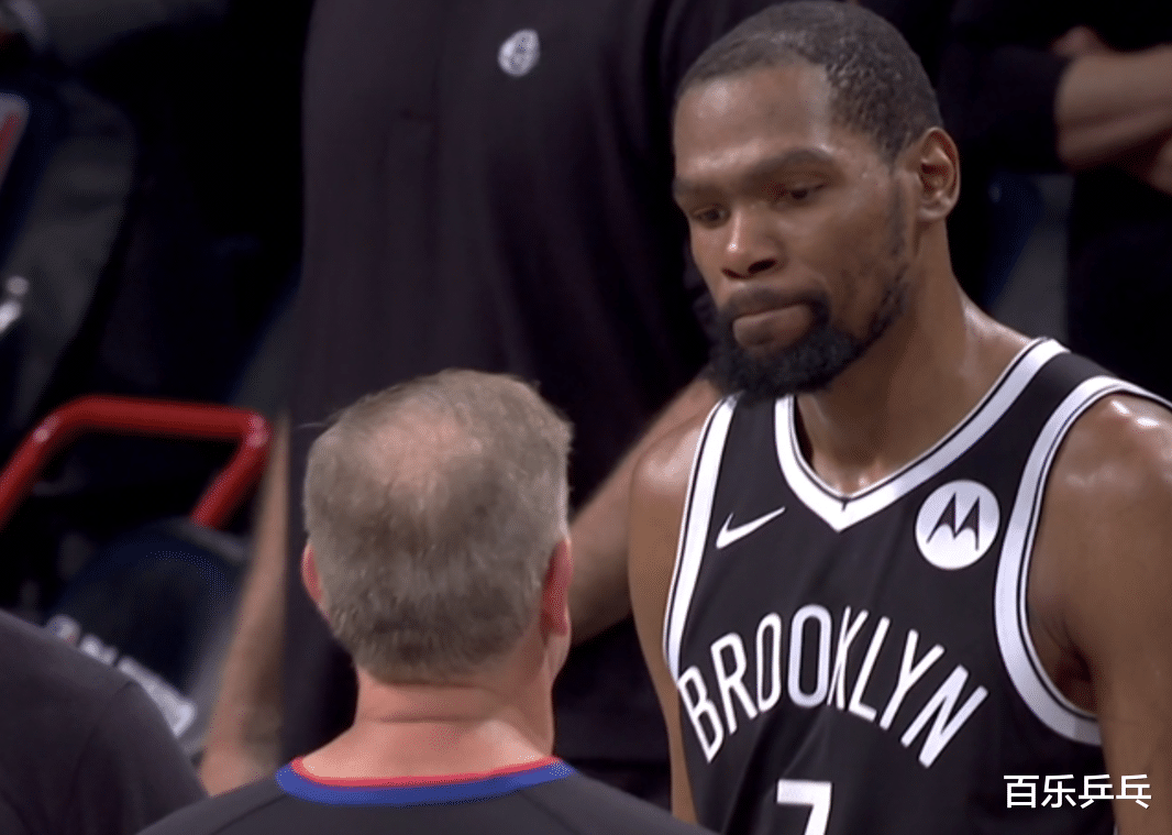 篮网队|篮网逆转取开门红！3巨头爆发81+26+10，KD垫脚塔图姆：一级恶犯