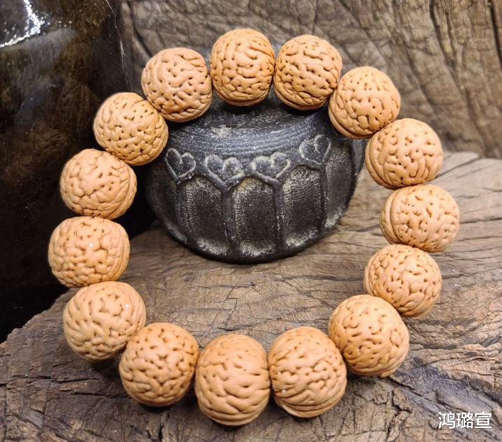 文玩核桃|这3种文玩看似“人畜无害”实际上比想象中还要“磨人”!