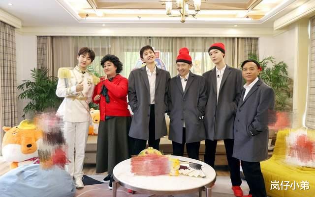 贾玲|《青春环游记3》开启新一轮录制，首位飞行嘉宾曝光，王牌家族踢馆！