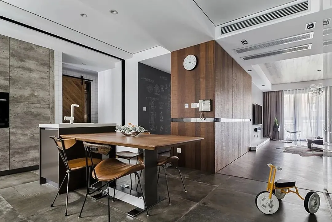 老年小妙招|153㎡工业风案例,高级而有质感,收纳空间满满!