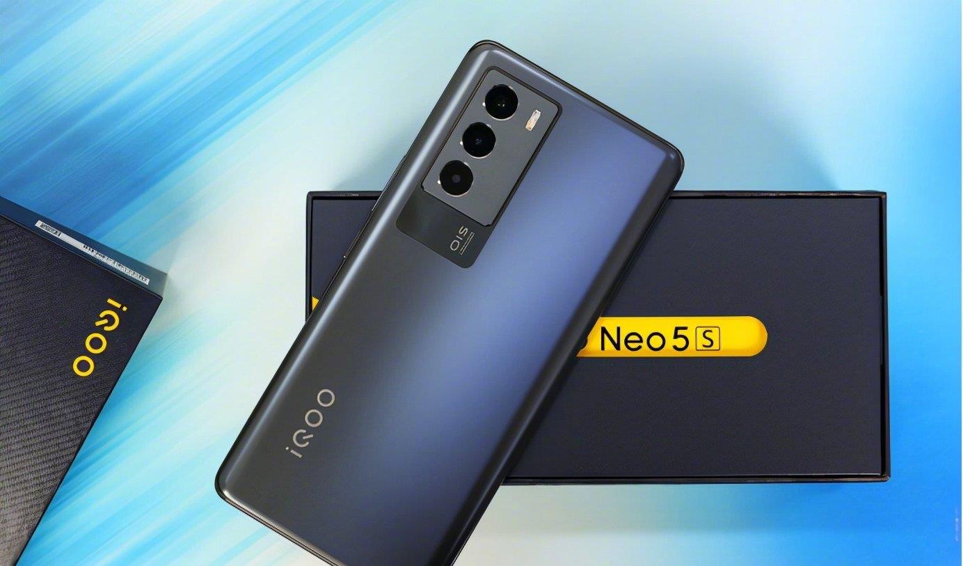 高通驍龍|驍龍888旗艦跌入平民機行列 iQOO Neo5s除了影像其余還不錯