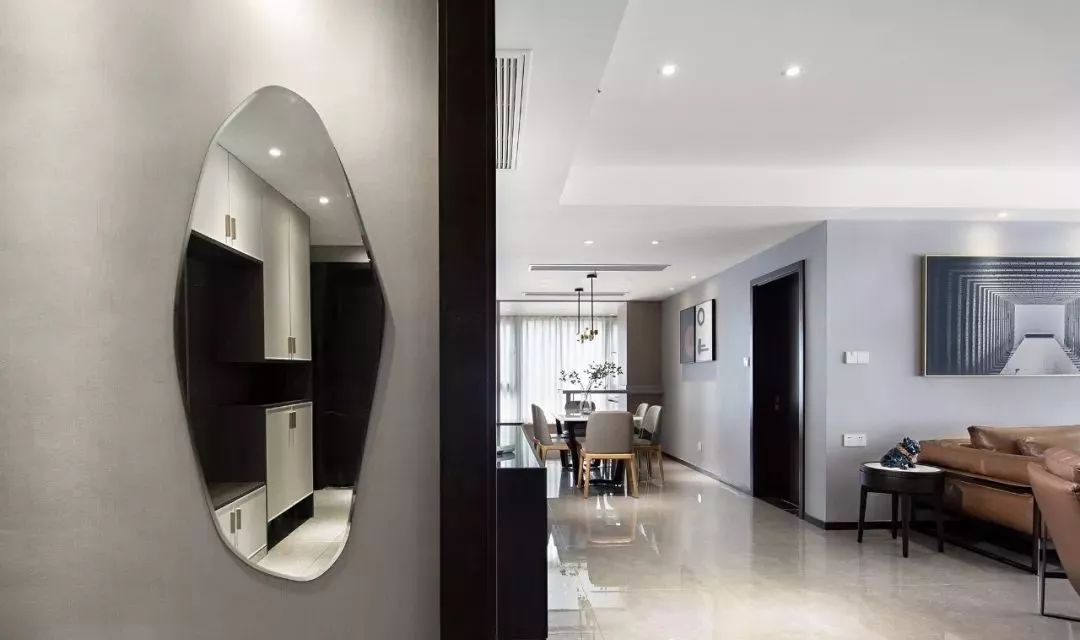 八老师给力设计：190㎡现代简约大户型设计，简洁大气现代美感！