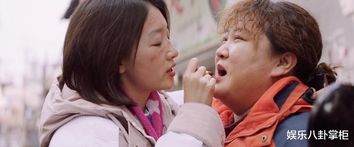 黄渤|上映2天破4亿票房！黄渤贾玲的这部1星烂片，打了中国观众的脸