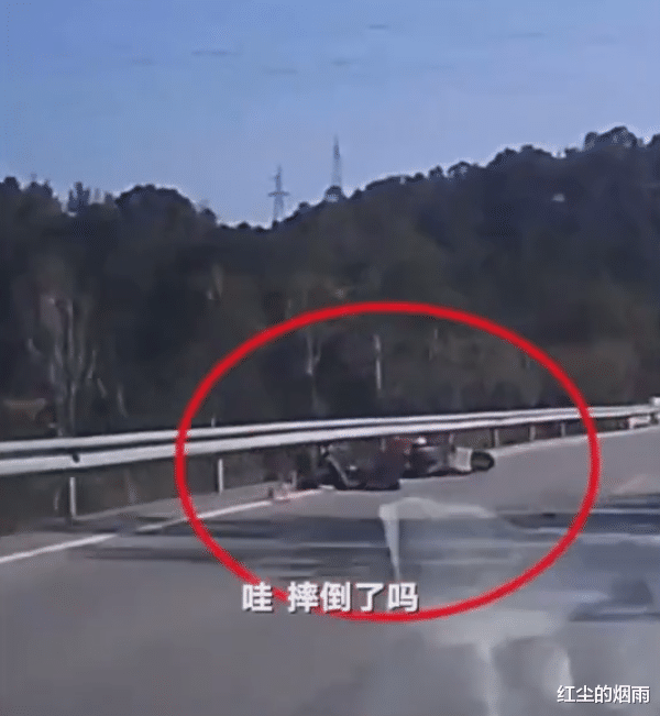 无奈！浙江一男子不听劝去扶摔倒大妈，结果被其咬定是肇事者