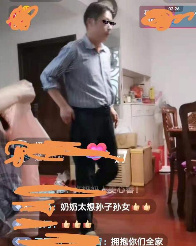 巴渝风景线 许敏穿上田静寄的新衣，田静笑称去打地铺，郭威驱车回九江看许敏