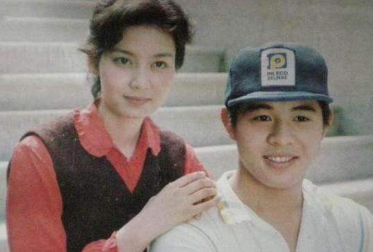 张子枫|同父不同命！李连杰大女儿无法走出父母离婚阴影，33岁仍未婚