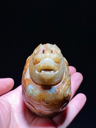 和田玉籽料|明以前 和田玉籽料受沁 瑞兽 香薰 摆件