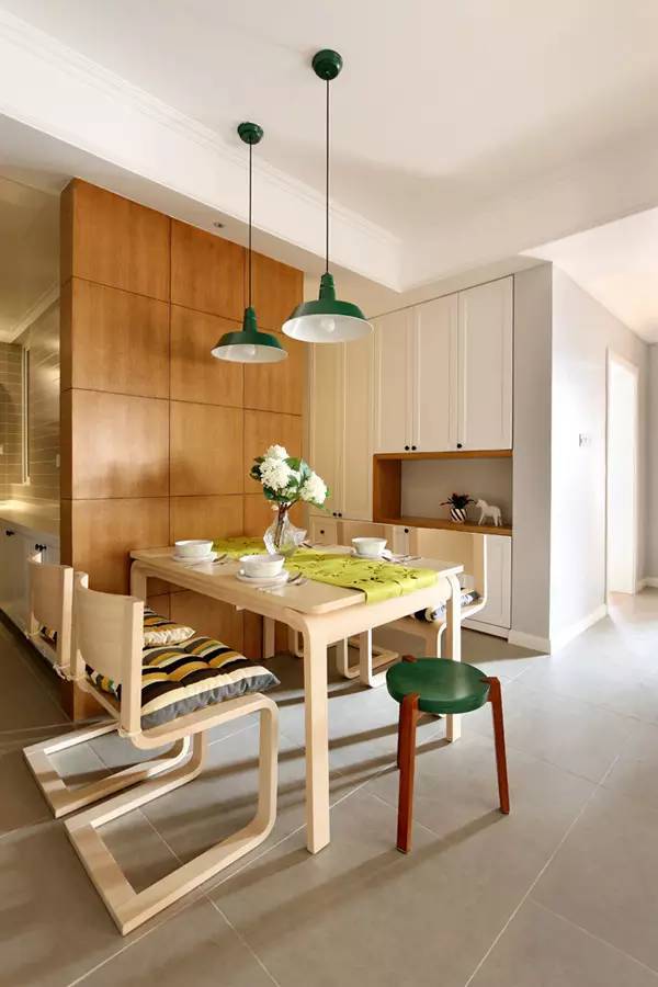 80后文艺青年，清新北欧风情两居室