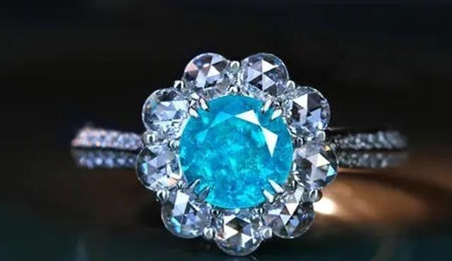 月落等风來|忽悠全球女性几十年,钻石真的经典吗?中国拿下90%人造钻石市场