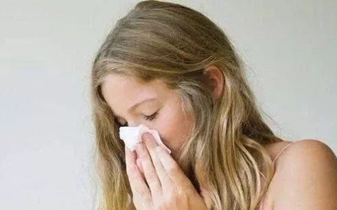 咳嗽|艾灸根除秋咳有妙招，轻松化痰润肺！