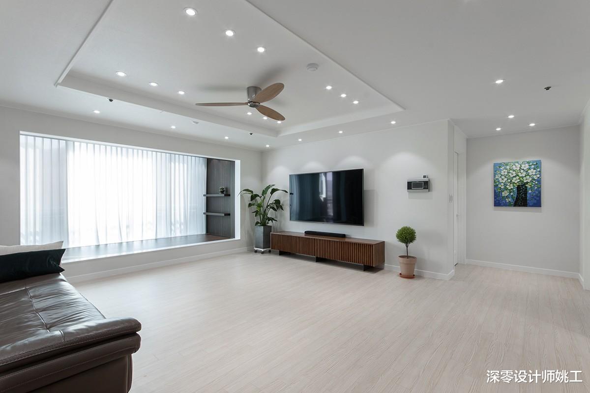 深零设计师姚工|韩国夫妻坚持只丢不买,住138㎡,除必需品,家里看不到任何杂物