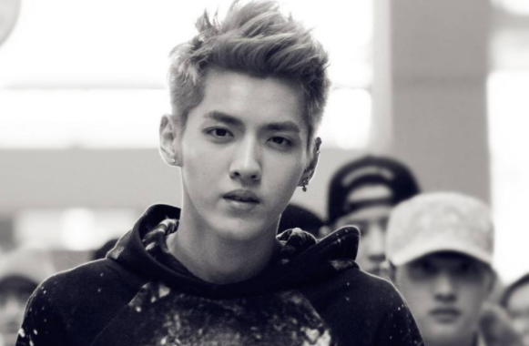 演艺圈|演艺圈大震荡,3位顶流明星很难再翻身,面临终身封禁无法直播