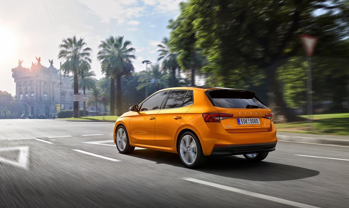 斯柯达晶锐|城市小巨人斯柯达Fabia代步出行还算方便