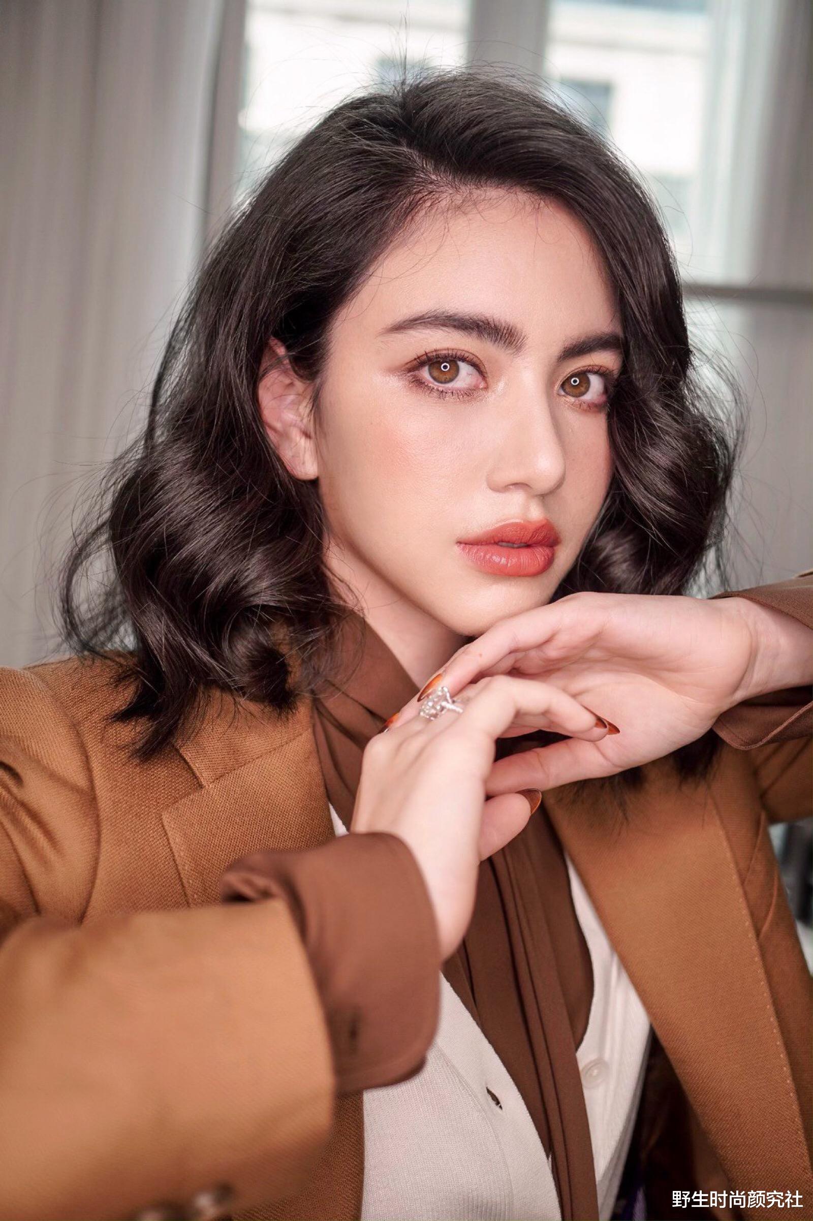 |混血脸不少，这么出圈的怎么只有她？