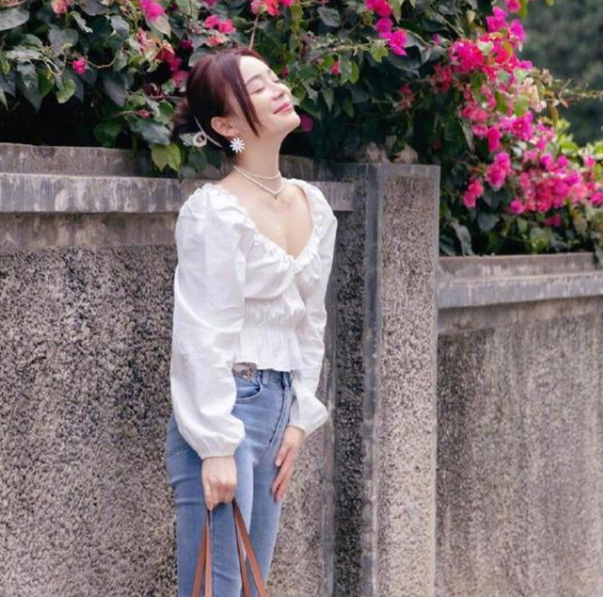 袁姗姗|袁姗姗近照尽显青春活力，从全网黑到励志女王，她有多努力