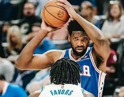 宓孤林|恩比德带队胜雷霆！25助12失误，里弗斯一招让76人放弃西蒙斯无忧