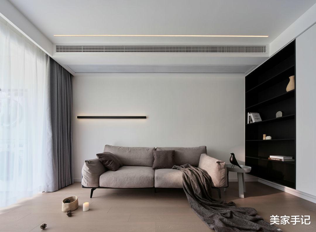 |南京夫妻129㎡的家,坚持全屋打满柜子,效果不是一般的大气实用