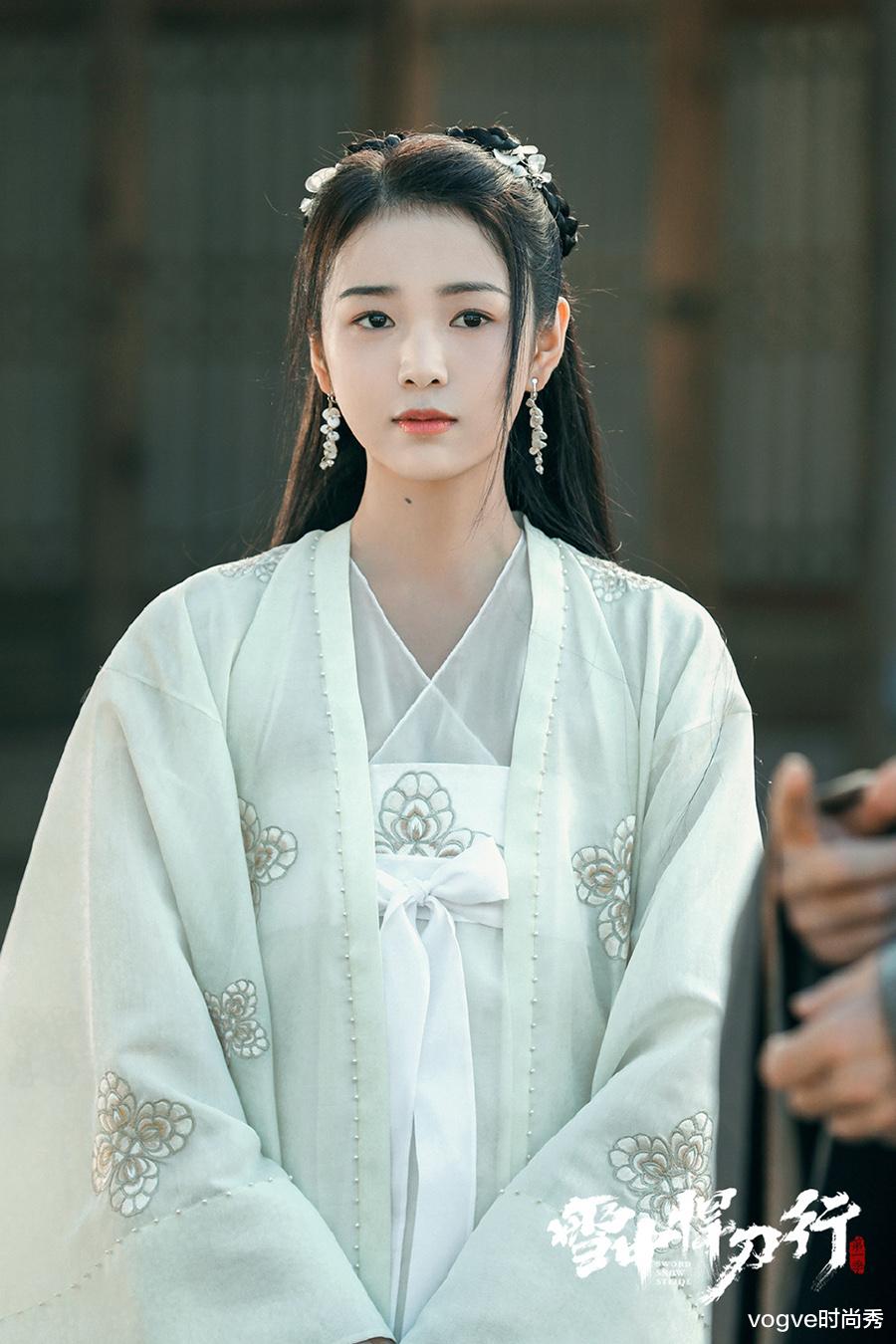 徐凤年|雪中悍刀行：“木剑游侠”温华来了，王初冬哭着表白，被青鸟拆穿