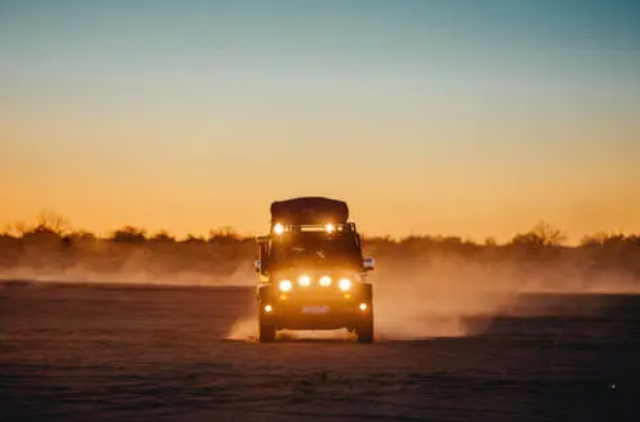 4s店 于月仙车祸疑点曝光,道路限速60超速两倍,当事人坐后排重伤身亡