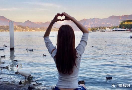 陈凯歌|看了倪萍的少女照，才明白选陈红的陈凯歌，审美有多固执