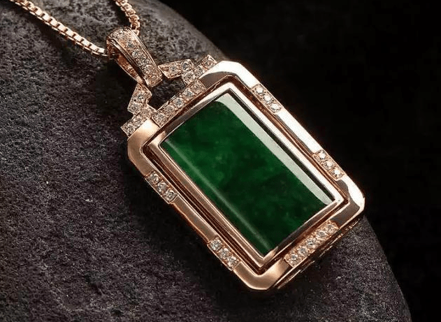 翡翠|翡翠已然成为收藏界的心头好