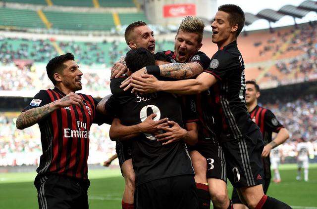 圣西罗|一文回顾AC米兰重建心酸路：漫长的等待只为这一刻阳光照耀圣西罗