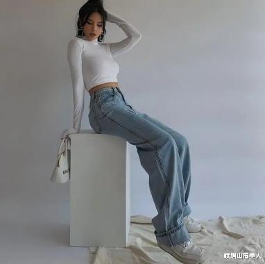 阔腿裤|有品位的女人都爱“阔腿裤”，配这3双鞋，显腿长不说，还特时髦