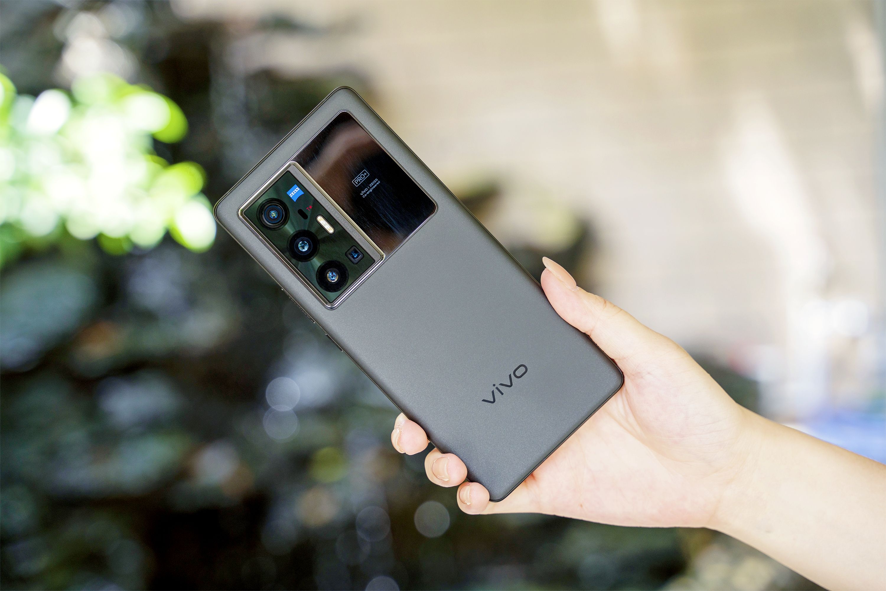 vivo x70|无短板才是真的好！vivo X70 Pro+实测表现很全能