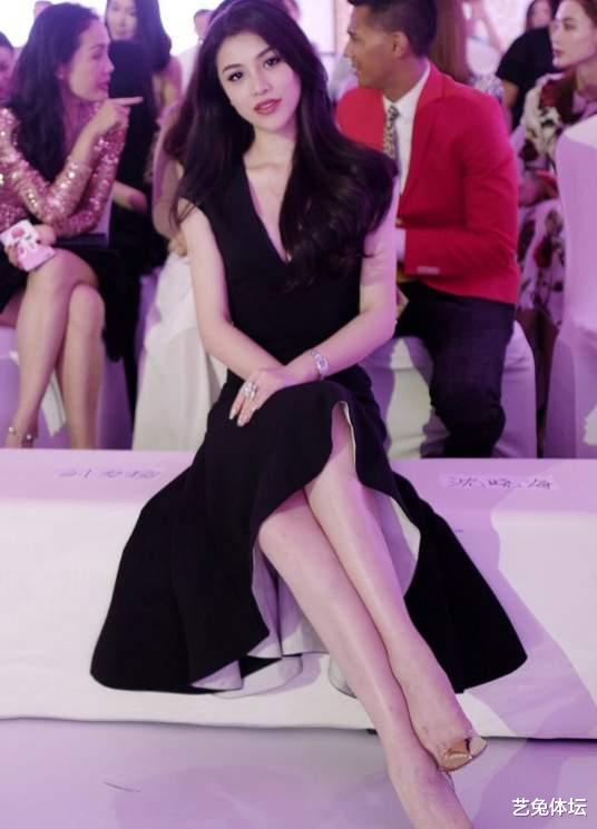 葛天|离婚大作战后，刘翔前妻葛天重回颜值巅峰，“筷子腿”实力吸睛
