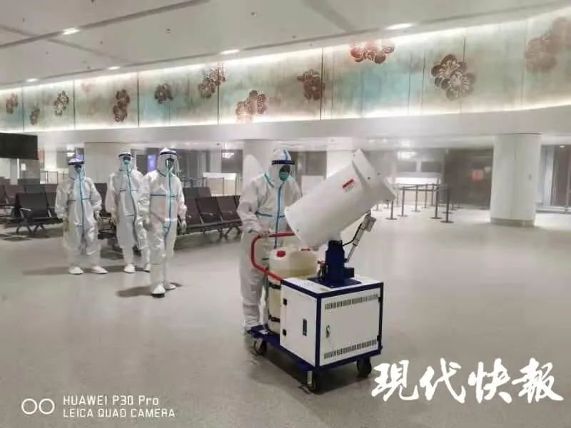 南京机场 一名南京禄口机场消杀人员的战疫：11天暴瘦十几斤