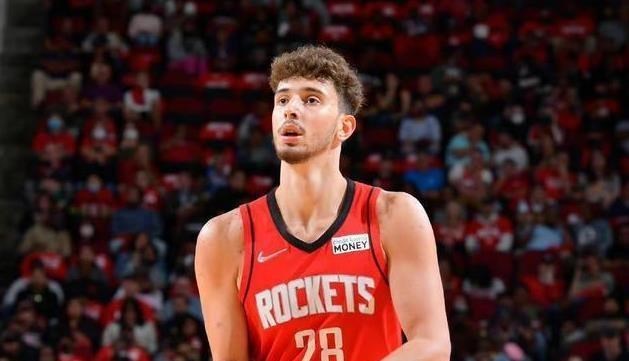 风霜添眉目|只打19分钟,一数据冲到联盟第六!火箭这小伙很不错!