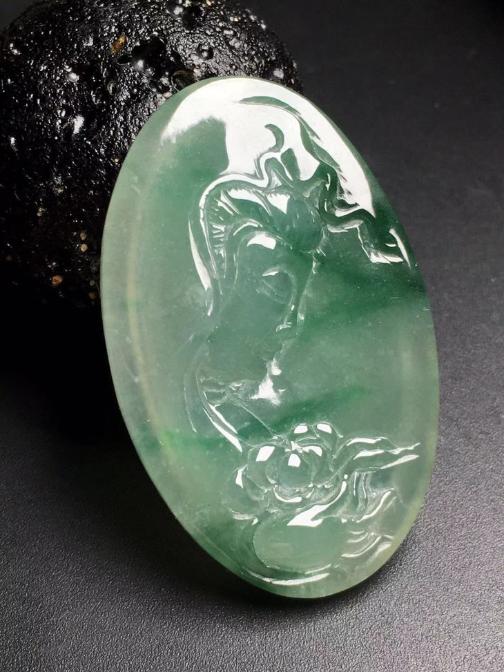 翡翠|超级冷门的2种翡翠题材，打赌你不知道！