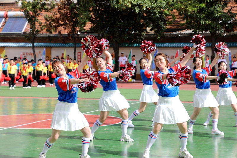 顶端潢川 潢川县逸夫小学第三届体育节隆重开幕