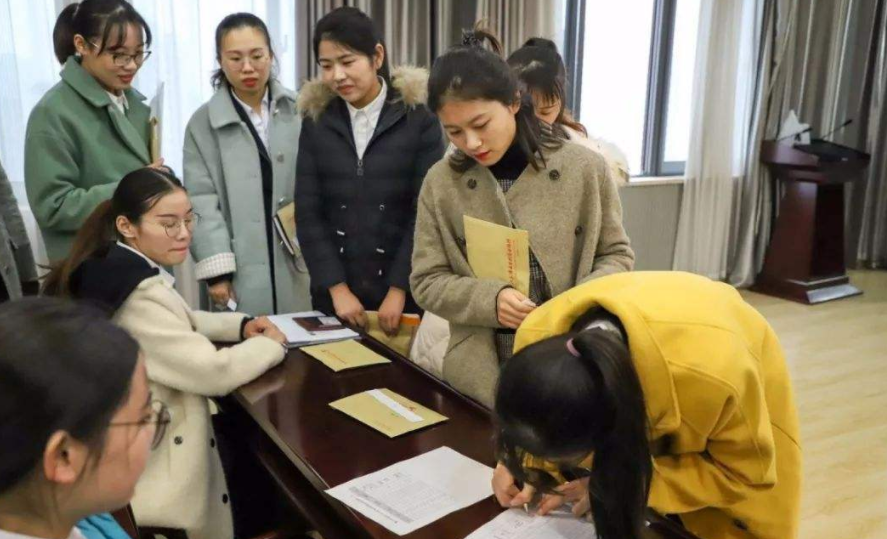 求职|找工作时才发现，学硕和专硕的差距不是一般大，难怪导师有所偏爱