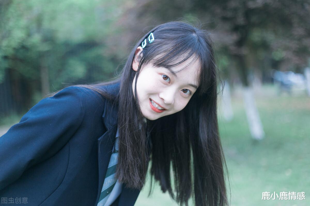 鹿小鹿情感|女人寂寞时，会发出这三个信号，建议男人都看看