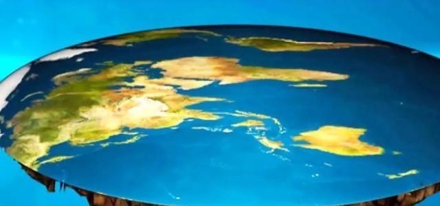 中国航天员与地球合影,外太空看到的地球,真就是圆的吗?