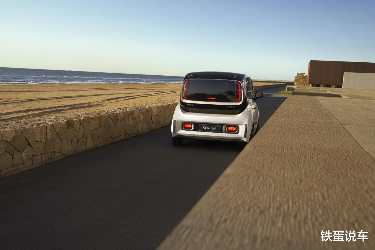 宝马MINI|宝骏造了台小车，调性和宝马MINI同层次，明星都喜欢