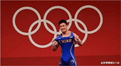 全球奇趣娱乐八卦|八一建军节前,“不老军神”东奥夺冠!吕小军,永远的神!