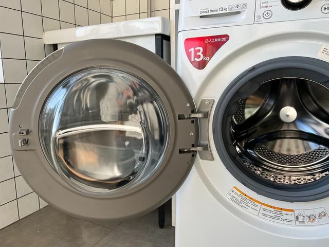 LG|小户型也有大幸福：LG 高颜值 13KG洗+10KG烘 大容量洗烘套装体验