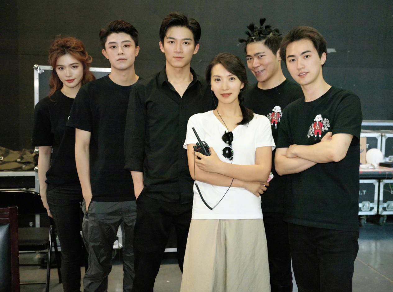 时尚圈的奇葩大喵 陈好复出好评初潮!42岁饰演20岁小姑娘毫无违和感,出场自带滤镜