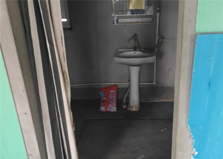 氯乙烯|杭州姑娘为省钱，自己动手改造89㎡毛坯房，入住半年越住越惬意