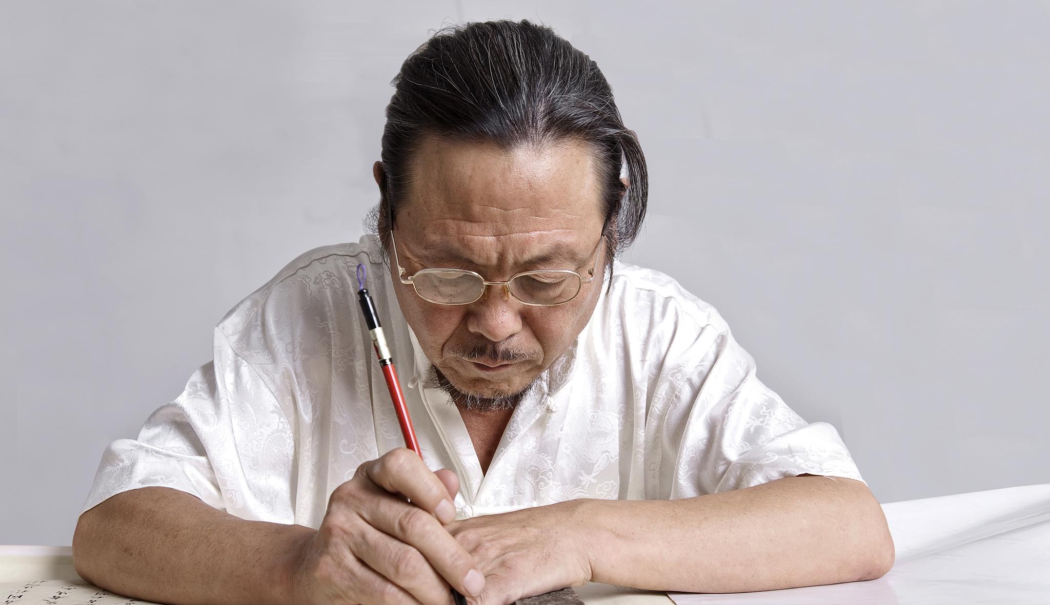 中年失业,靠直播月收入10万粉丝,重拾自信人生